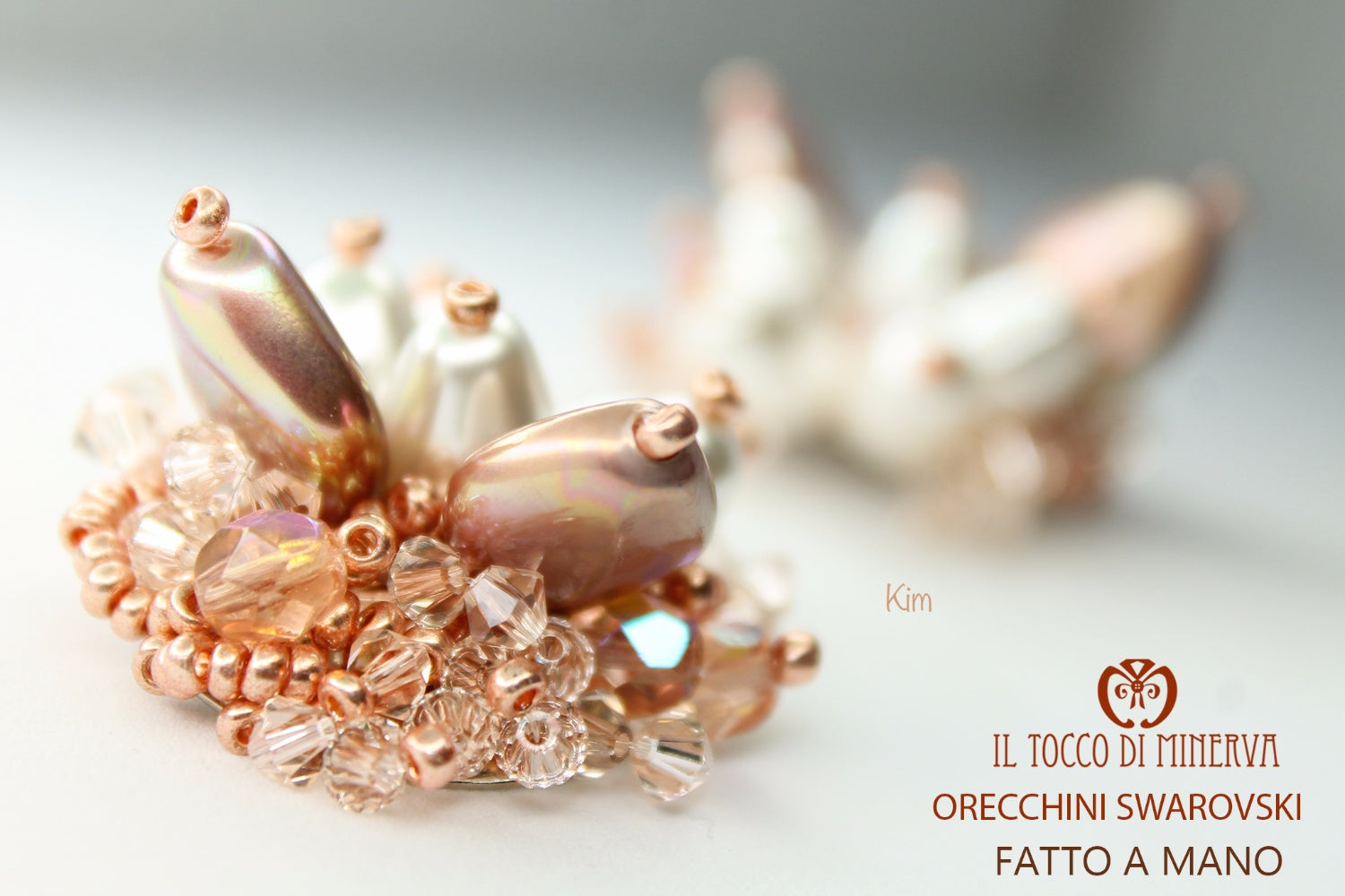 Orecchini cipria Kim Cristallo Swarovski - Realizzati a mano - Il Tocco di Minerva