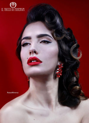 Orecchini in cristallo swarovski rosso Eris Realizzati a mano - Il Tocco di Minerva