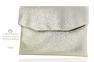 Borsa Pochette Ecopelle platino Selene – Realizzata a mano - Il Tocco di Minerva