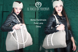 Borsa in lana merino e pelliccia Daisy - Realizzata a mano - Il Tocco di Minerva