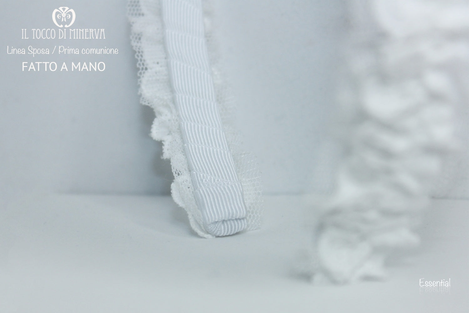 Cerchietto bianco Prima Comunione Essential Realizzato a mano - Il Tocco di Minerva