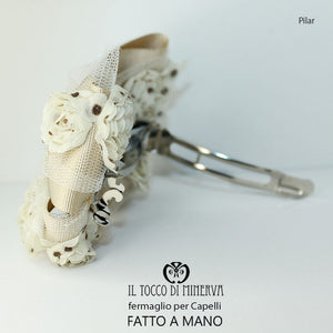 Fermaglio per capelli beige marrone Pilar Realizzato a mano - Il Tocco di Minerva