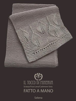 Sciarpa e cappello pura lana cashmere e seta tortora Selena - Realizzato a Mano - Il Tocco di Minerva