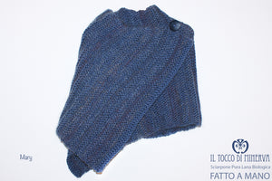 Sciarpone mantella Mary blu lana biologica e seta – realizzata a mano – HandMade - Il Tocco di Minerva