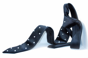 Cravatta blunotte pois bianco - realizzata a mano - HandMade - Il Tocco di Minerva