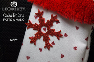 Calza della Befana Neve bianco rosso Realizzata a Mano – Handmade - Il Tocco di Minerva