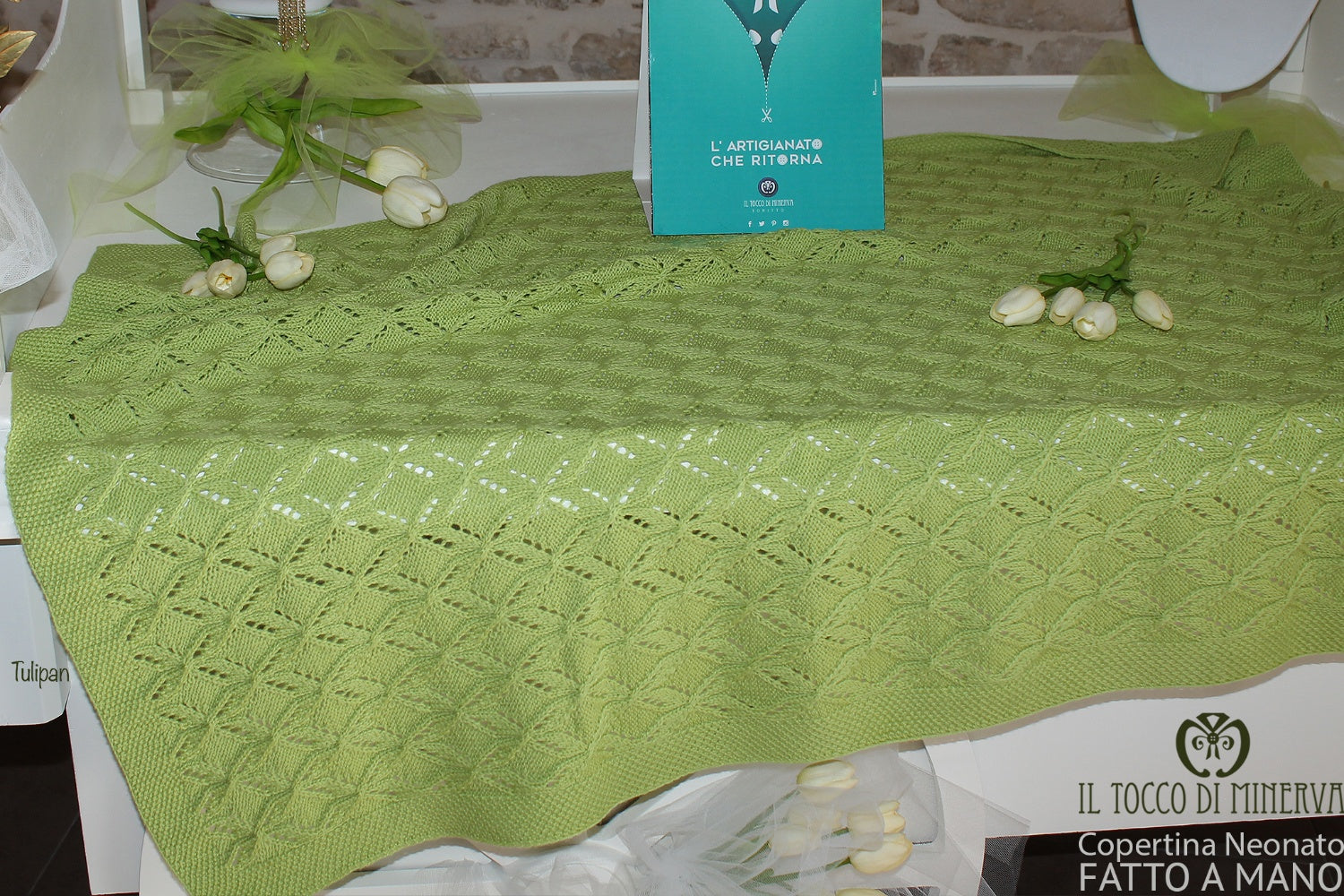 Copertina per Neonato/a Pura Lana Verde Tulipan - Realizzata a mano - Il Tocco di Minerva