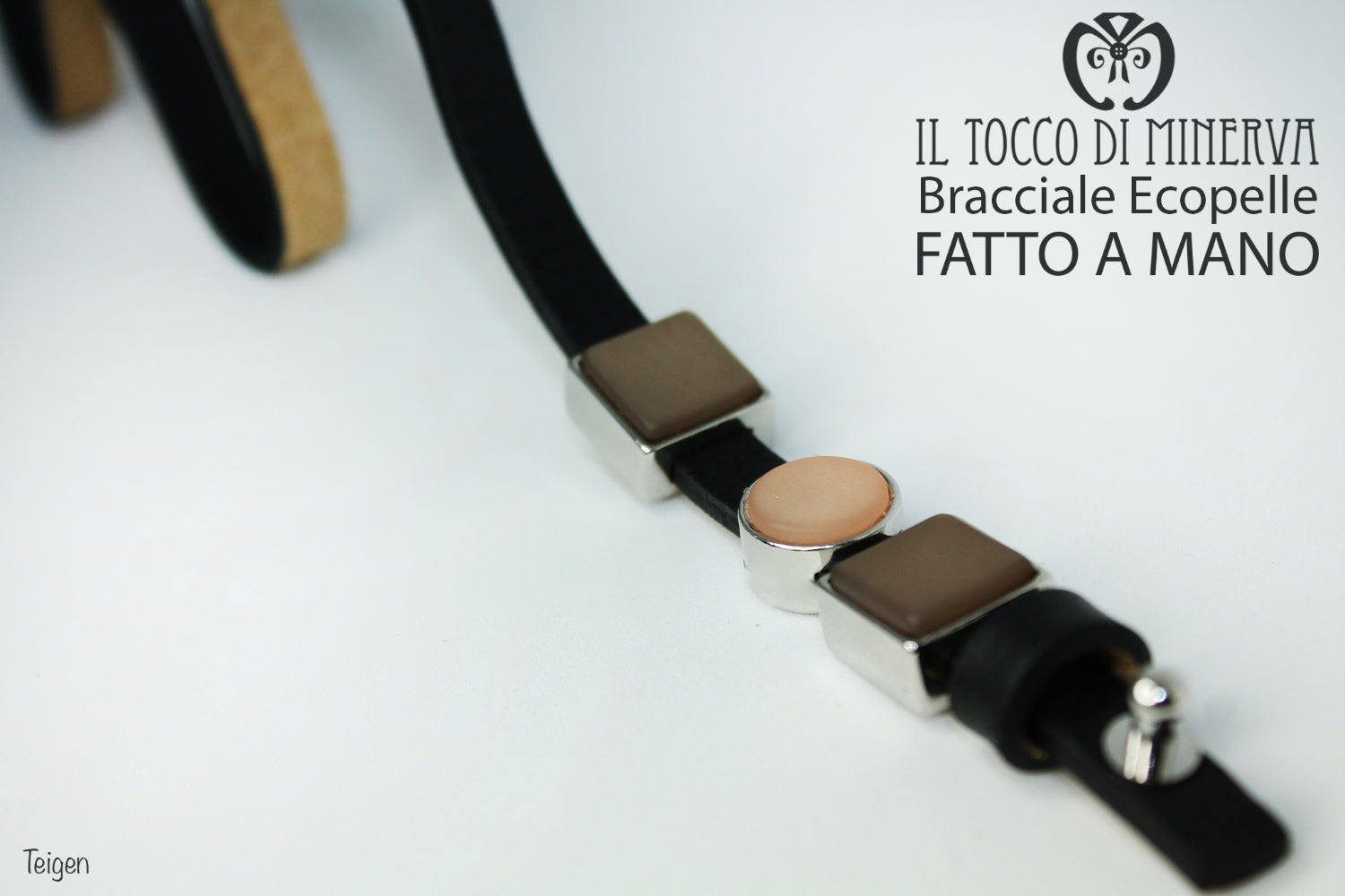 Bracciale unisex ecopelle nero con charms componibile Teigen Realizzato a mano Handmade - Il Tocco di Minerva