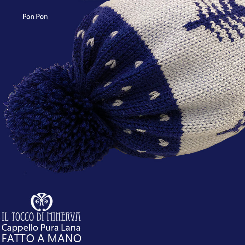Cappello pura lana Pon Pon alberi blu celeste - Fatto a Mano - Il Tocco di Minerva