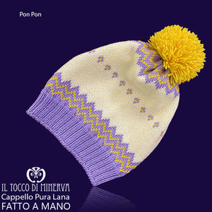 Cappello pura lana Pon Pon giallo glicine - Fatto a Mano - Il Tocco di Minerva