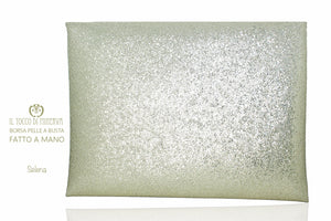 Borsa Pochette Ecopelle platino Selene – Realizzata a mano - Il Tocco di Minerva