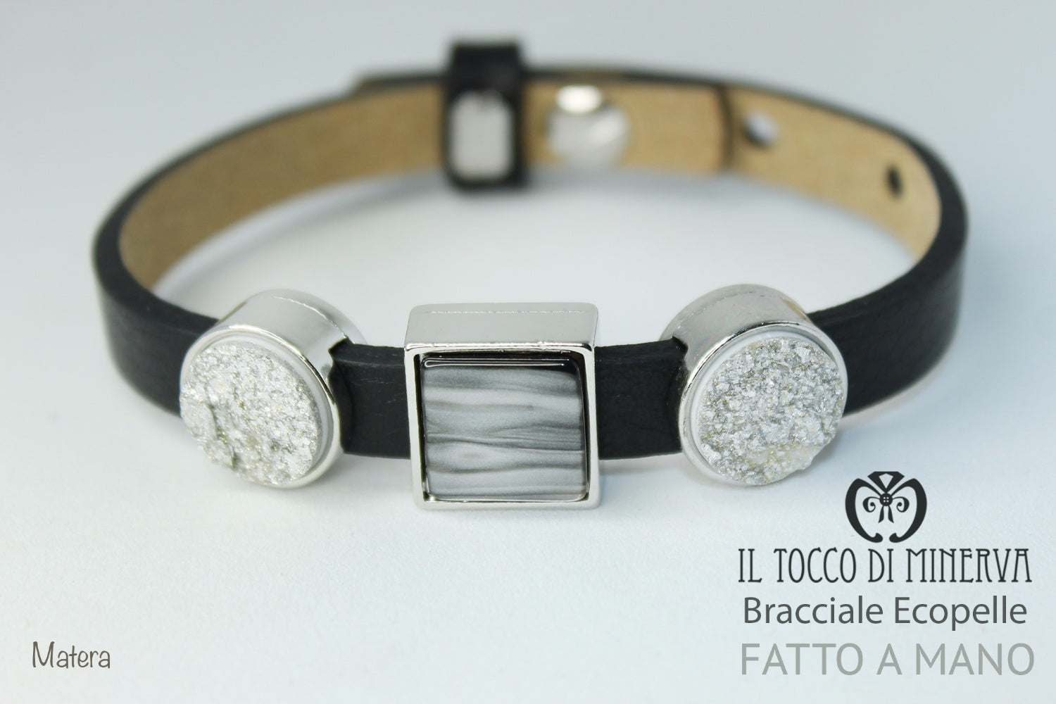Bracciale unisex ecopelle nero con charms componibile Matera Realizzato a mano Handmade - Il Tocco di Minerva