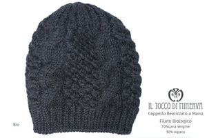 Cappello donna nero in lana biologica Bio - Realizzato a mano - Il Tocco di Minerva