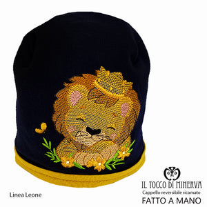 Cappello reversibile ricamato da bambino linea leone - Fatto a Mano - Il Tocco di Minerva