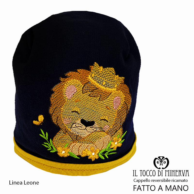 Cappello reversibile ricamato da bambino linea leone - Fatto a Mano - Il Tocco di Minerva