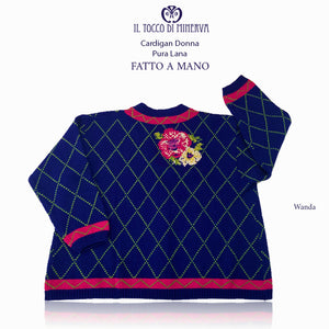 Cardigan Donna pura Lana Wanda ricamato  - Fatto a Mano - Il Tocco di Minerva