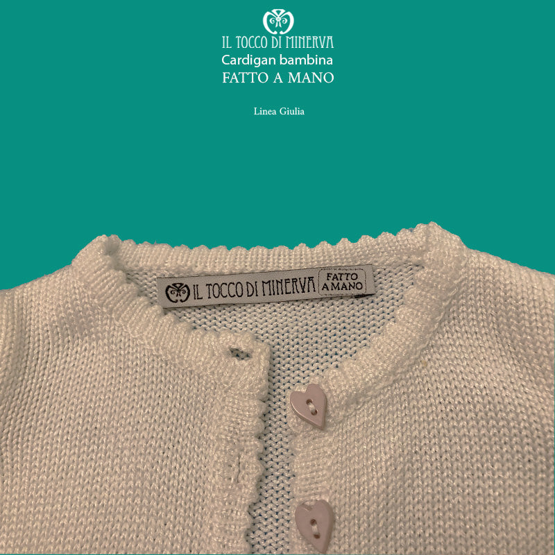 Cardigan da bambina in seta bianca Linea Giulia - Fatto a mano - Il Tocco di Minerva