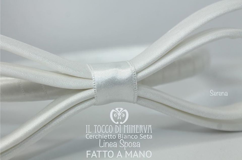 Cerchietto Linea Sposa Bianco Seta Serena Realizzata A Mano HandMade - Il Tocco di Minerva
