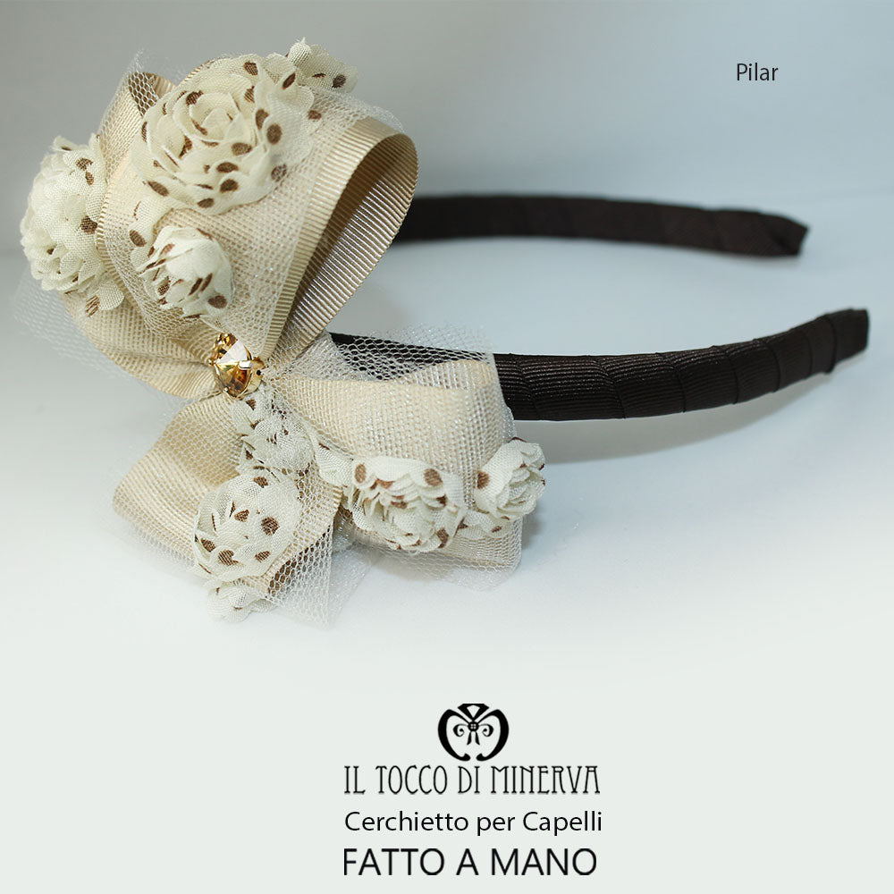 Cerchietto per capelli beige marrone Pilar Realizzato a mano - Il Tocco di Minerva
