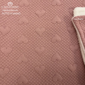 Copertina Neonato Linea Maglina in Pile bianco e maglia rosa - Fatto a Mano - Il Tocco di Minerva