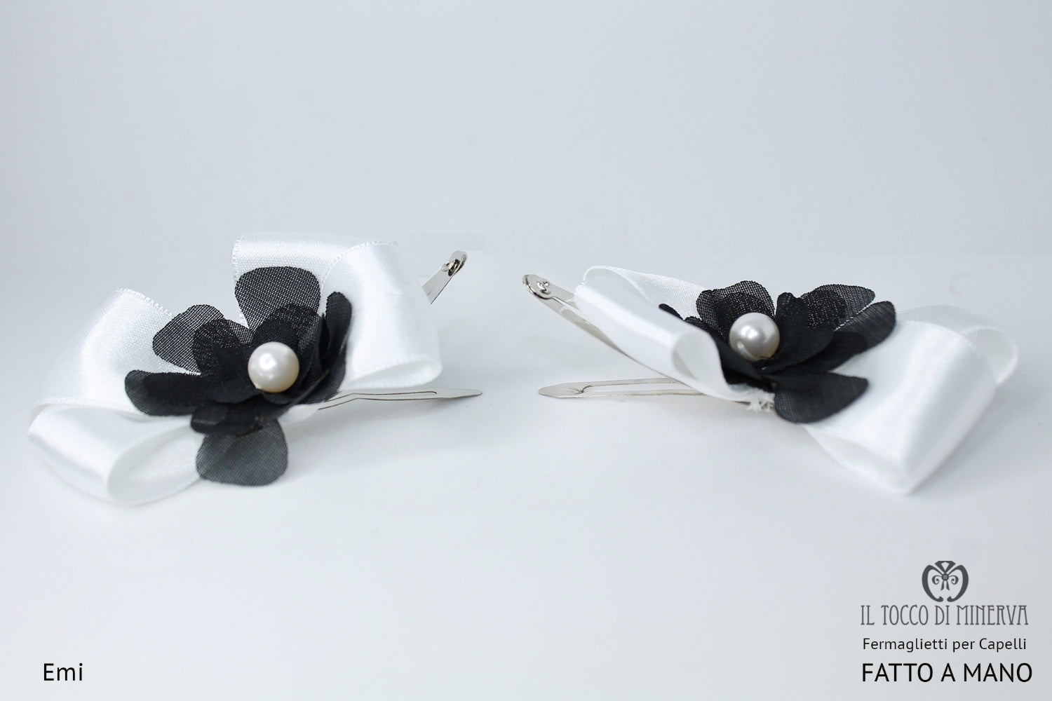 Fermaglietti per capelli bianco/nero Emi Realizzato a mano - Handmade - Il Tocco di Minerva
