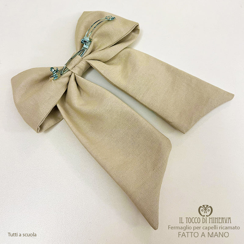 Fermaglio per capelli ricamato tutti a scuola beige - Fatto a mano