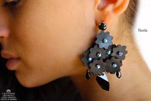 Orecchini in pelle e cristalli Swarovski Nuvola Realizzati A Mano – Handmade - Il Tocco di Minerva