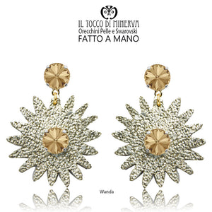 Orecchini pelle e cristallo swarovski platino Wanda Fatto a Mano - Il Tocco di Minerva