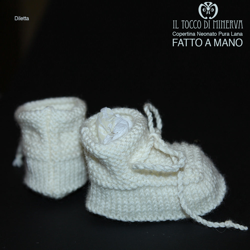 Completo Neonato Rosso Pura Lana e Cotone Diletta Realizzata a Mano - Il Tocco di Minerva