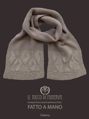 Sciarpa pura lana cashmere e seta tortora Selena - Realizzato a Mano - Il Tocco di Minerva